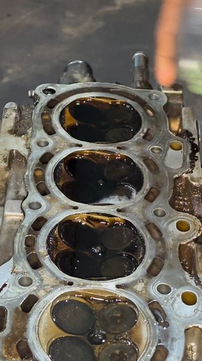 Engine Head Valve Leakage Check With pressure Gun #engine #head #valve #leakage #checking | ASA Car Information