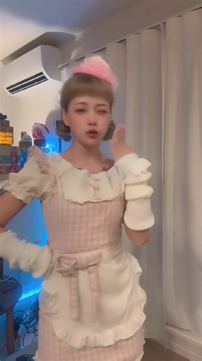 tell me you love me😍😍😍#dance #robot #robotdance #ロボット #ダンス #ロボットダンス #babyslow #dollgirl #doll