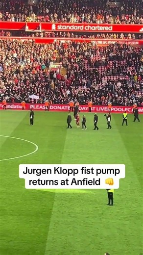 HE’S HOME! 🥹 Jurgen Klopp’s Emotional Final Walk Around Anfield | LFC vs Dortmund Legends
