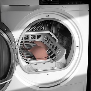 Your dryer can handle more than you think. Tip: Use the drying rack to freshen up soft toys, shoes, and delicates. Save precious time and energy by trusting our UltimateCare dryer with SensorDry to calibrate precise drying cycles. Designed for all-around use, the UltimateCare dryer handles your garments and fabrics with a gentle touch.​ #Electrolux #Care #Dryer #SensorDry | Electrolux