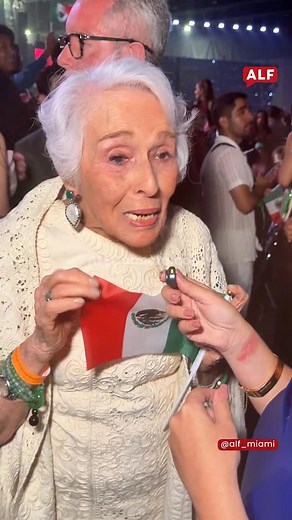 467K views · 33K reactions |  La emotiva abuela de Fátima Bosch...