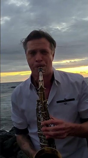 “Melodía de Saxo 💫” #saxophone #eeuu #music #hawaii