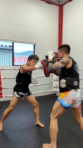 Boxing Training Session: Sparring and Technique Drills