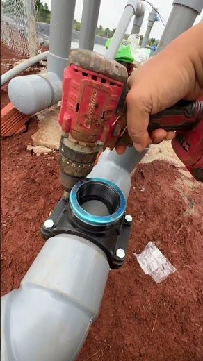 How to connect PVC pipe through threaded coupling