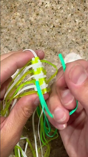 How to replace your main string when it gets too short for weaving a gimp keychain