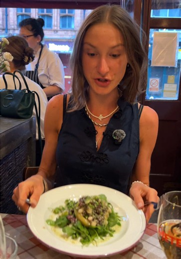 and it’s the perfect evening eating coq au vin in north london ! 🙌🏼 #perfectday #bootsonground #northlondongirl #localsbylocals #londonrecommendations
