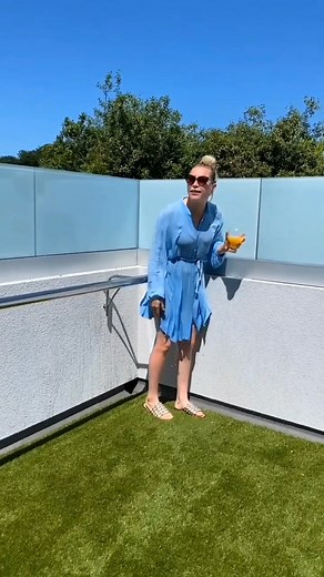 11K views · 100 reactions | Hanby ladies prank video  藍藍...