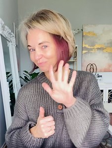 111K views · 1K reactions | The method to my madness. There’s an order of operation to my makeup routine. It actually plays a huge role in how the makeup lays and turns out! Check it out! Grab the look here with all the freebies ➡️ https://p.yq.link/6mg8wjm | KLN Beauty | Facebook