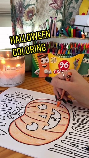 Relaxing Halloween Coloring with Aesthetic Crayons