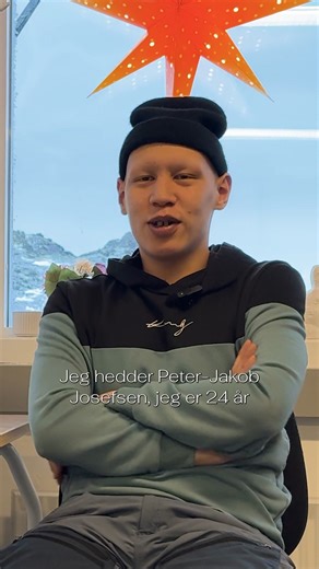 🇬🇱 Kalaallit Nunaata inuusuttut pisariaqartippai. Naalakkersuisut kommunillu suleqatigiillutik Pilersitsiviit inuusuttunut 16-it 25-illu akornanni ukiulinnut periarfissaatippaat. Illoqarfinni Ilulissat, Aasiaat, Sisimiut, Paamiut Narsamilu Pilersitsiveqarpoq. Inuusuttuuguit nalornillutillu siunissami sunik suliaqartoorusunnerlutit, kommuneqarfigisanni Pilersitsivik misileraaffittut inuttullu ineriartorfittut ingerlavigisinnaavat. Matumani Peter-Jakob Josefsenip Pilersitsivimmi Paamiuni misigis