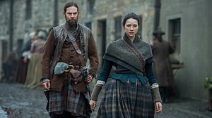 Outlander : la saison 5 dévoile un extrait poignant de son premier épisode