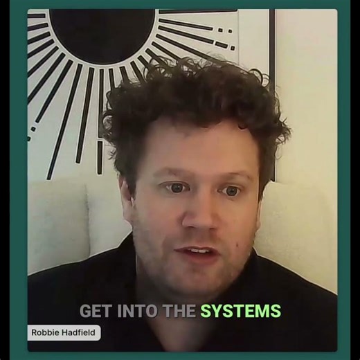 3 expense management hacks in ~ 60 Seconds: Finance Leader Robbie Hadfield | Payhawk