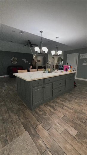 Dusting ceiling fans, all light fixtures, tops of cabinets, vent-a-hood, blinds, window seals, doors, door and window frames, every wall in the house 🥱🥵 I also got the finger prints and grime off all the cabinet faces and doors/frames/baseboards. #CleanTok #cleaningmotivation #setx #setx #busybeescleaning