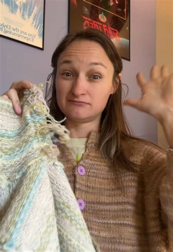 I have my sights set on Grand Champion but this piece probably won’t be it 😩😩 and listen… I know that $2 doesn’t seem worth it… but judged knitting shows are SO fun. #knitting #diy