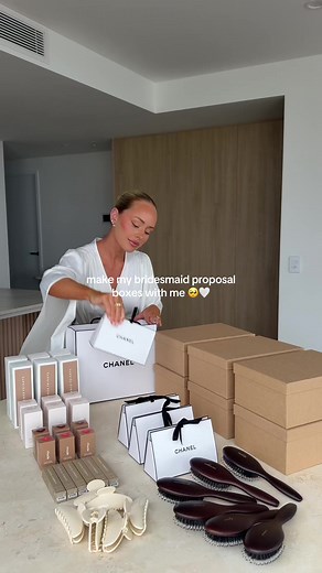 spoiling my girlies because they deserve it 🥹 | Bridesmaid Proposal Box