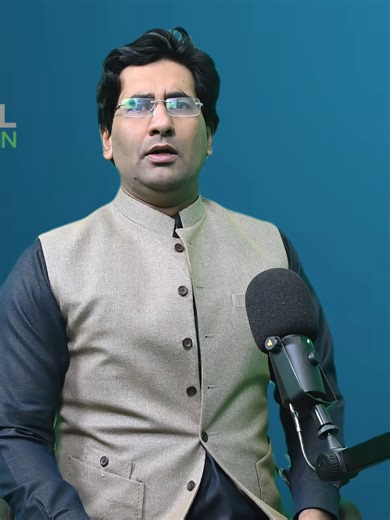 The Safety Triangle is an important concept in Health, Safety, and Environment (HSE) that explains the relationship between near misses, minor accidents, and major accidents. It shows how small unsafe acts and minor incidents, if ignored, can lead to serious injuries or fatal accidents. In this video, you will learn: What the Safety Triangle is in HSE The concept of Heinrich’s Safety Triangle How near misses are linked to major accidents Why minor incidents should never be ignored How to use the