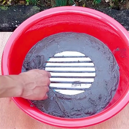 35K views · 244 reactions | How To Cast a Cement Stove With a Plastic Pots is Both Easy and Save Firewood | Genius Upcycle DIY | Facebook