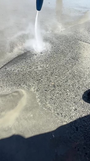 Exposed Aggregate driveway #fyp #concrete #concretedriveway #exposedconcretefinish #washedaggregate