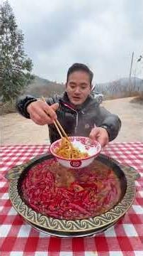 Old hot pot with big squid #So delicious #Hot pot #Hot pot base sauce