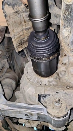 154K views · 2.1K reactions | Front wheel Cv Axle Bearing noise #auto #mechanic | Auto Technician | Facebook