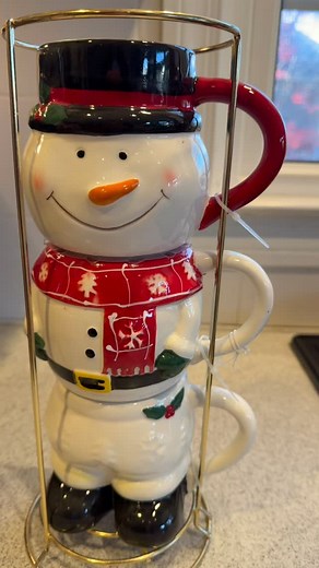 Look y’all! No need to run to big box stores! New! 3 pc ceramic stacking snowman mug set in a metal holder! Teacher gift? Hostess gift? Your kitchen counter? Only $20 on Church Street inside @mariettaantique #mugset #snowmanmugs | A Classy Clutter
