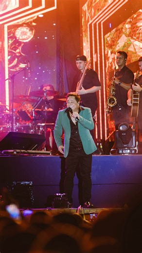 1K views · 58K reactions | @leonardo em Curral Velho|PB . . . #Leonardo #Shows #Videos | Talismã Music | Facebook