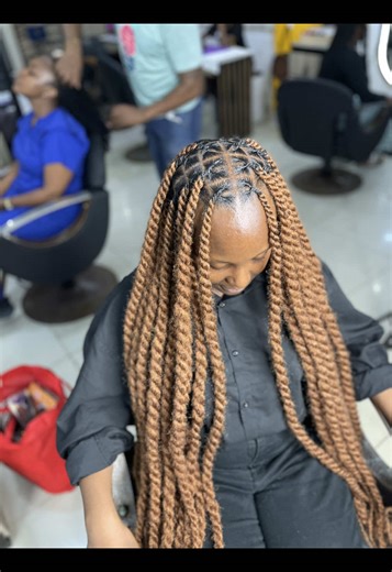 Transform Your Look with Loose Invisible Locs