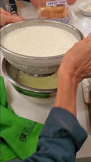 What to do With Leftover Whey from Making Cheese? #whey #cheesemaking