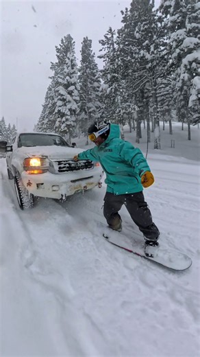 Epic Pow Day Vlog in Tahoe: Snow and Storm Adventure
