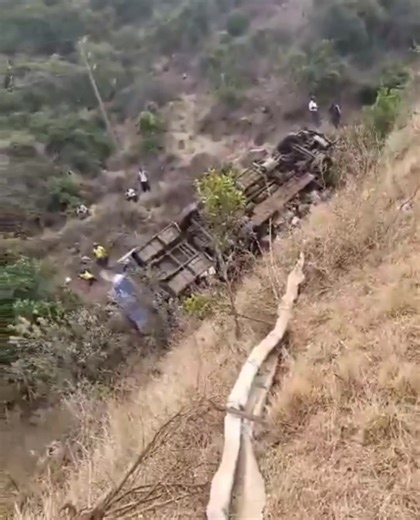 16K views · 122 reactions | HORRIFIC: About 40 Zimbabweans feared dead in SA bus accident, which was travelling to Harare. Officials are yet to release a statement about this tragedy. | The Day Star | Facebook