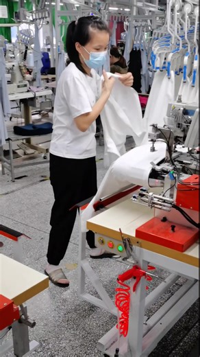 Auto Bottom Hemming Machine: Advancing Sewing Technology