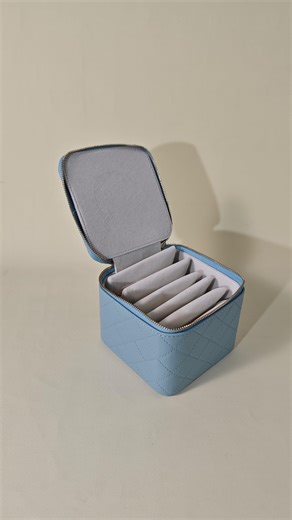 Wenny from Fanxi on Instagram: "ravel jewelry Bag •MOQ is 500pcs ✨ • Changeable color/material/function • Add your brand logo (for free) Ready to elevate your jewelry game? DM me for more info or visit www.cfanxi.com . . . #jewelry #jewellery #jewelrypackaging #jewelrybox #jewelryboxes #design #jewelrygram #jewelrydesigns #jewelrymaker #jewelrymaking #accessories #love #fashionlovers #beautiful #style #ilovejewelry #accessory #instajewelry #stylish #jewelrygram #fashionjewelry #jewellery #ringbo