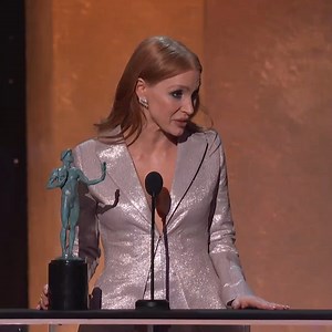 Jessica Chastain takes home the Actor® for Outstanding Performance by a Female Actor in a Leading Role 🤍 #sagawards | The Actor Awards
