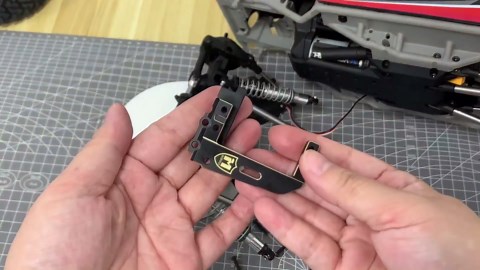 MEUS RACING Brass Servo Mount for Vanquish H10 Optic Sparco Yokohama RTR 1/10 RC Crawler Upgrades Parts