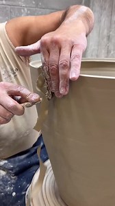 153K views · 1.3K reactions | How to make a big pot (part 2) ❤️ ••• Follow @lagalleriamontelupo for more! | The Ceramic School | Facebook