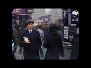 1930 - London, England Street Scenes [Colorized Using AI]