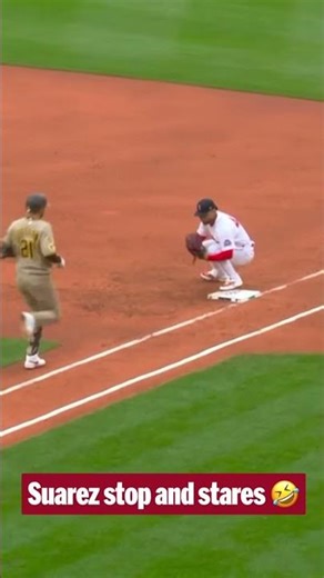 Ranger Suarez nonchalantly fielding ground balls is back 😂