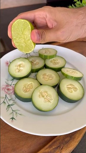 Discover the powerful benefits of mixing lemon and cucumber! 🥒🍋💧