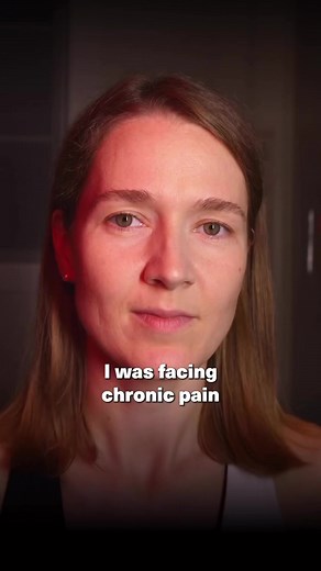 •Elena has been dealing with chronic pain since she was 10 years old. She complained of left-side inner hip pain, a sharp pain in her lower back, and tingling pain in her neck. She had a history of herniated discs in her neck and lower back due to a previous injury (stress fracture) sustained during figure skating. We could only assess her walking, which caused mild discomfort, as running was too painful. Herniated discs in the neck and lower back due to a previous stress fracture injury. Additi