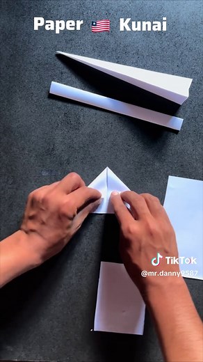 🔥 Paper Kunai Tutorial 😱 | DIY Ninja Weapon with Paper #origami #papercraft