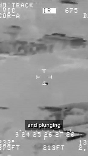 UFO Dives Into Sea Off Puerto Rico | ParanormalWarehouse.com