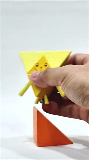 Shape Race Game! | Triangle Move Fast? | Preschool Learning Fun