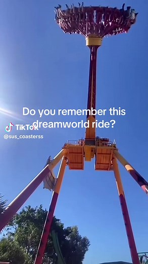 Experience The Claw: Iconic Ride at Dreamworld Gold Coast