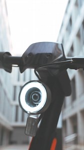 KQi2 Pro - Range up to 24.9 miles/charge, Top speed 17.4mph. | NIU