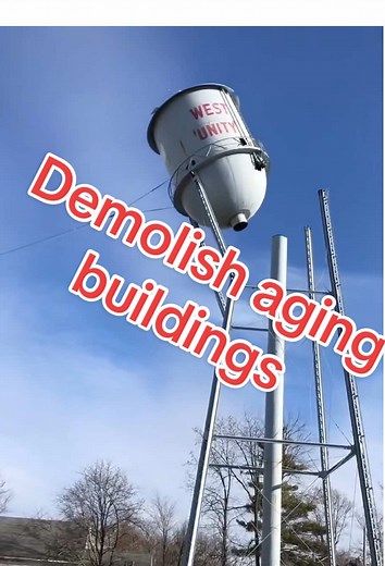 Demolishing High-Rise Buildings with Excavators