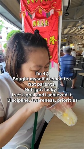 JJ Foo I Affiliate Phoenix 🔥 on Instagram: "Who knew one decision could flip my life around 🥹🤯 And no lol, it wasn’t OF or feet finder I did it through affiliate marketing. Just sharing products and tools I actually use, like, and trust. Hi I’m JJ from SG 🇸🇬 My family and I stayed in a rented room and lost my job to covid and only 2500 in my bank account. So 2023 was the only window to figure out how to build extra income streams, to earn that freedom. Here’s exactly how I did it: Step 1: l