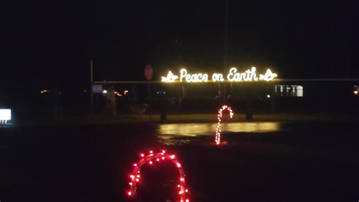 Holly visiting Light Up The Park in Chatham. For scheduled appearances please go to: www.smtd.org/2023-holiday-events Happy Holidays from SMTD! | Sangamon Mass Transit District | Facebook