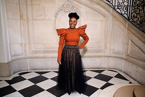 Chimamanda Ngozi Adichie bio, family, controversy, books and facts