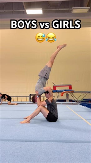 THE WAY SHE FELL 😅😂 #shorts #funny #viral #trending #acrobatics #fail