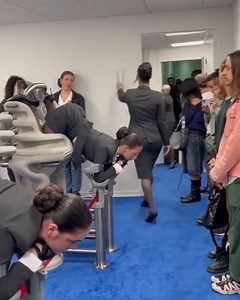 What are they doing 😳 | Tom Shuffle